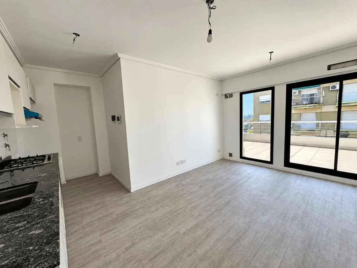 Penthouse de 2 ambientes en venta en Liniers, Martiniano Leguizamón 0