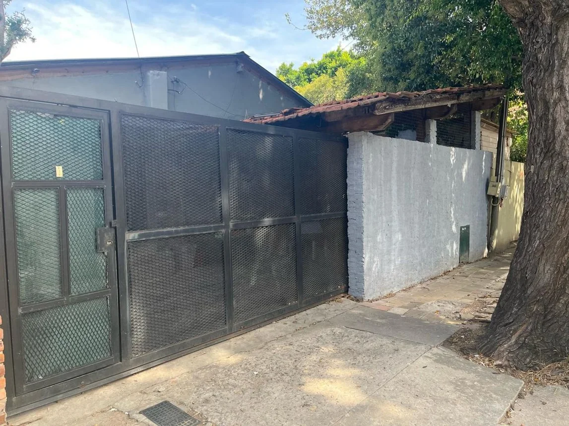 Casa de 4 ambientes en venta en Florida, Agustín Álvarez 1800