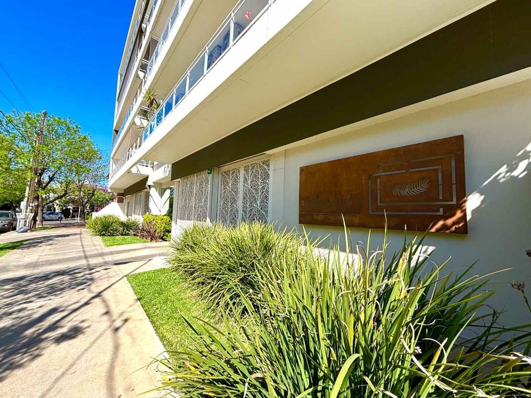 Departamento en venta 3 ambientes en Nuestra Señora del Buen Viaje 100, Moron, Moron, Buenos Aires