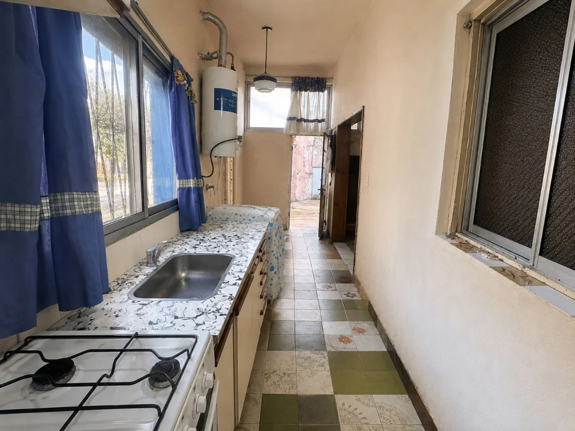 Casa de 5 ambientes en venta en Lanús Oeste, Francisco García Romero 2500, foto 5