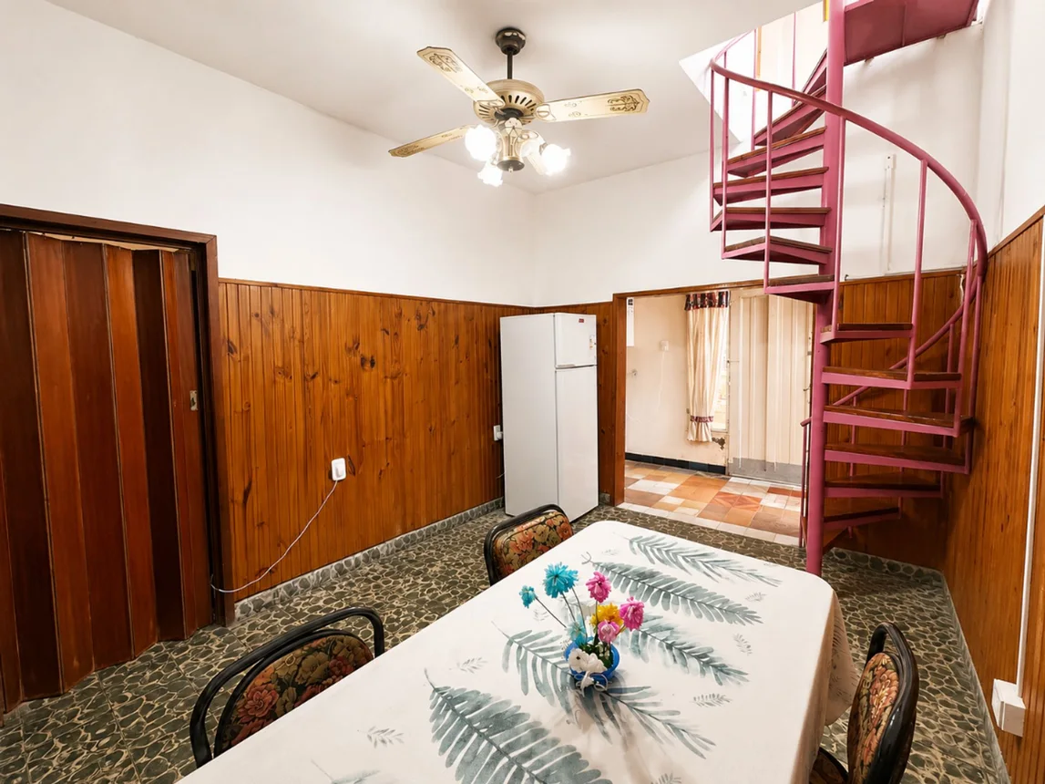 Casa de 5 ambientes en venta en Lanús Oeste, Francisco García Romero 2500, foto 2