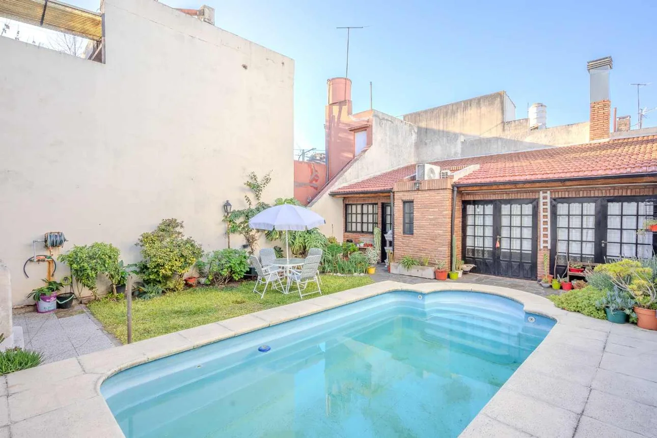 PH de 4 ambientes en venta en Sáenz Peña, Neuquén 3300, foto 2