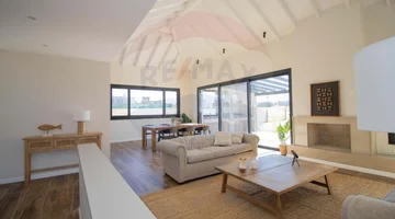 VENTA CASA A ESTRENAR EN LA TAHONA 3 DORMITORIOS