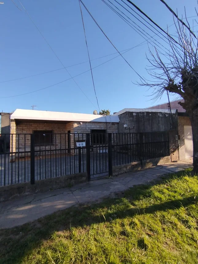Casa en venta en Morón, foto 2