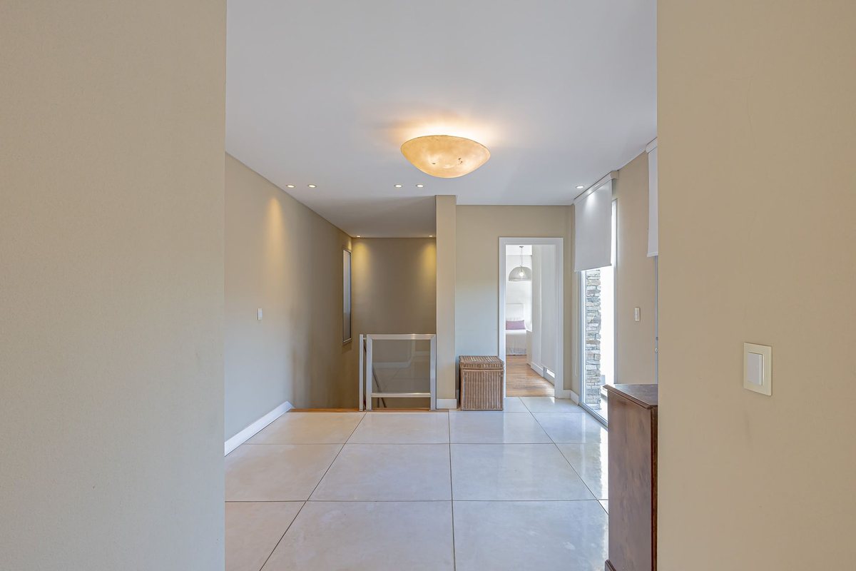 Foto 25 — Venta hermosa casa de 6 Amb - Los Pingüinos