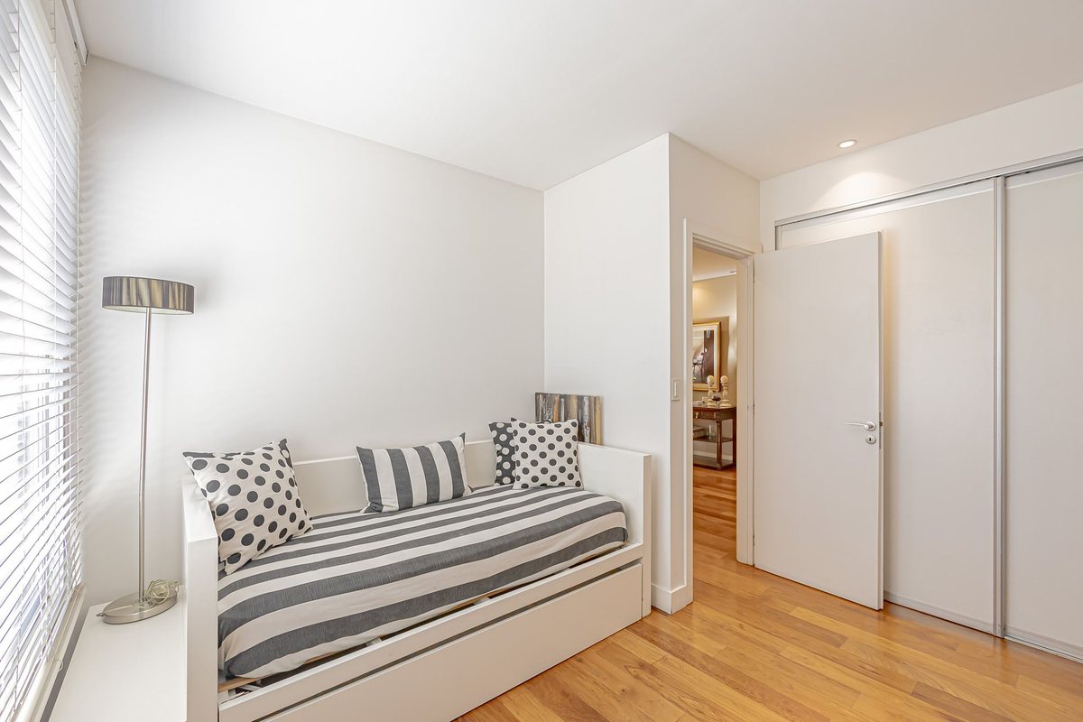 Foto 11 — Venta hermosa casa de 6 Amb - Los Pingüinos