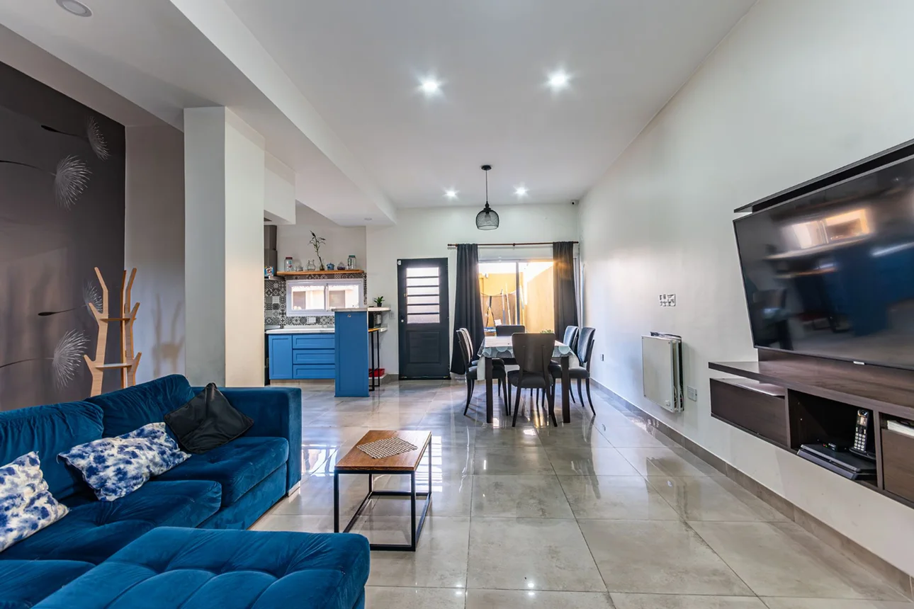 Casa de 4 ambientes en venta en Wilde, Juan A. de Saráchaga 6000