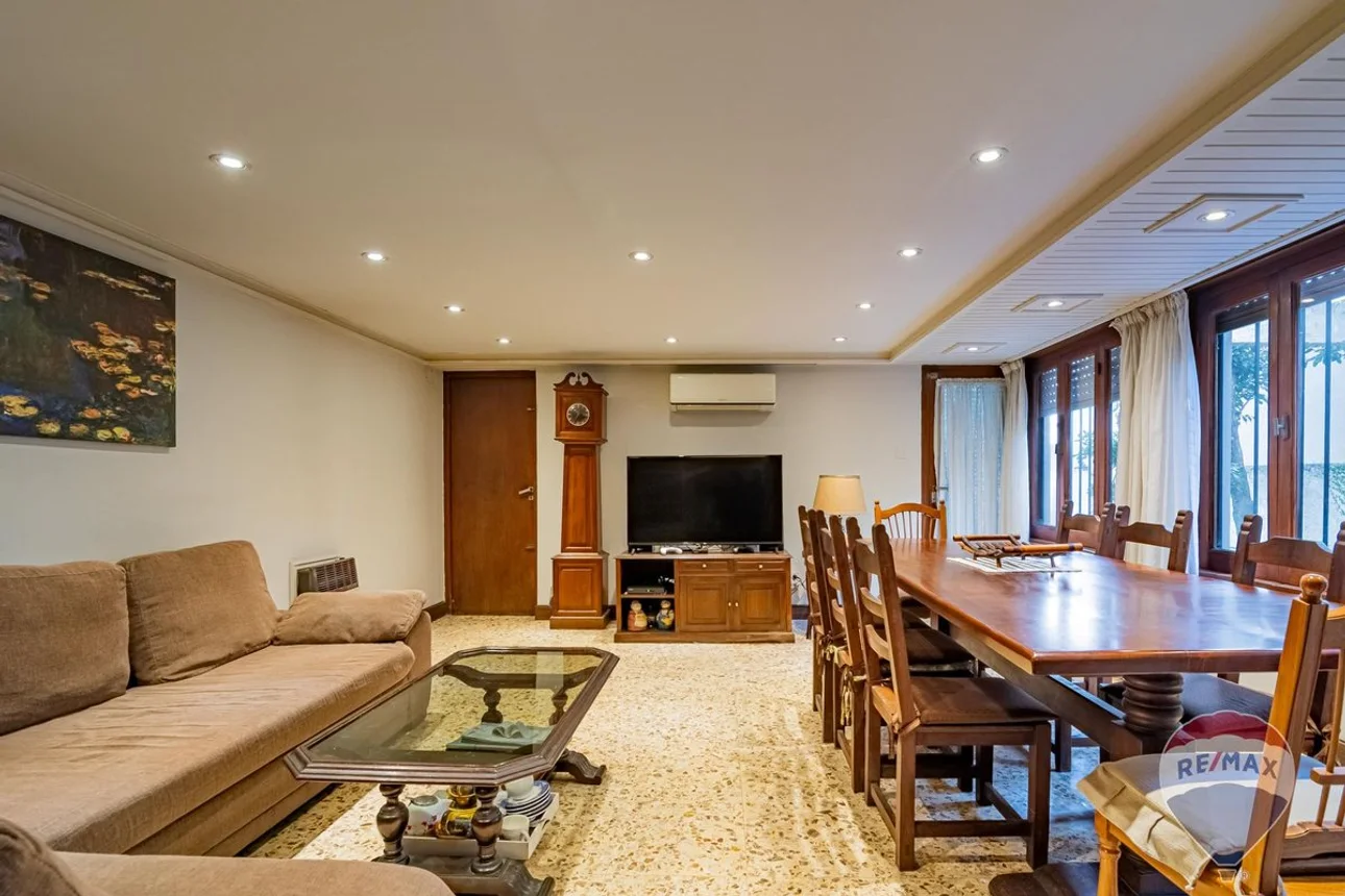 Casa en venta en La Plata, foto 2