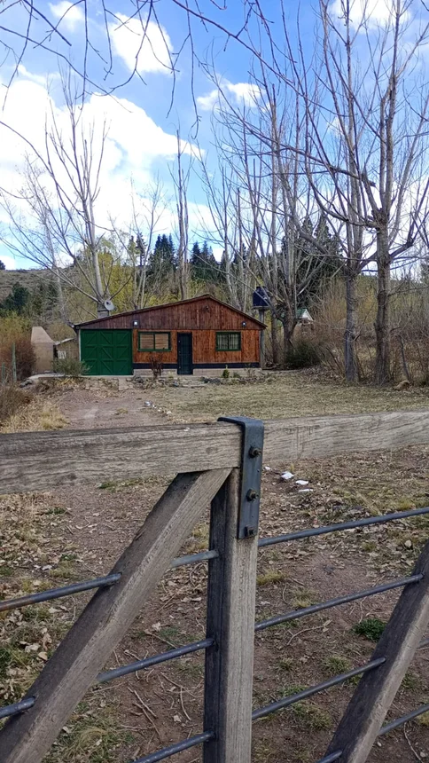 Casa de 3 ambientes en venta en Luján de Cuyo, Avenida del Sol 2200
