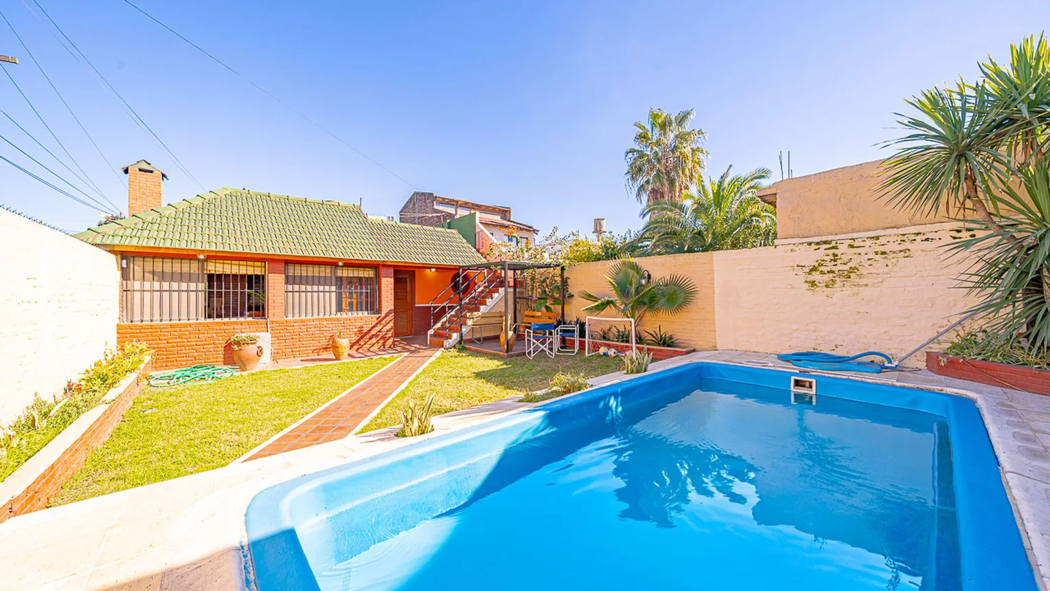 Casa en venta en Villa Luzuriaga, foto 4