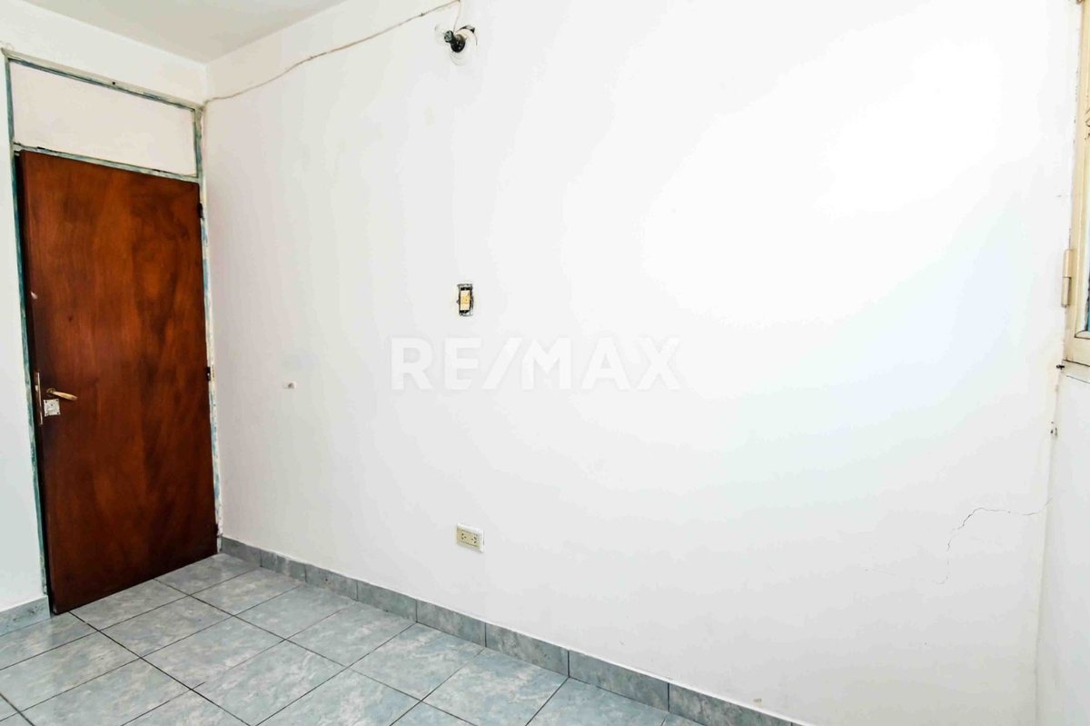CASA EN VENTA B° EL TRIBUNO APTA CREDITO 3 DORM - foto 19