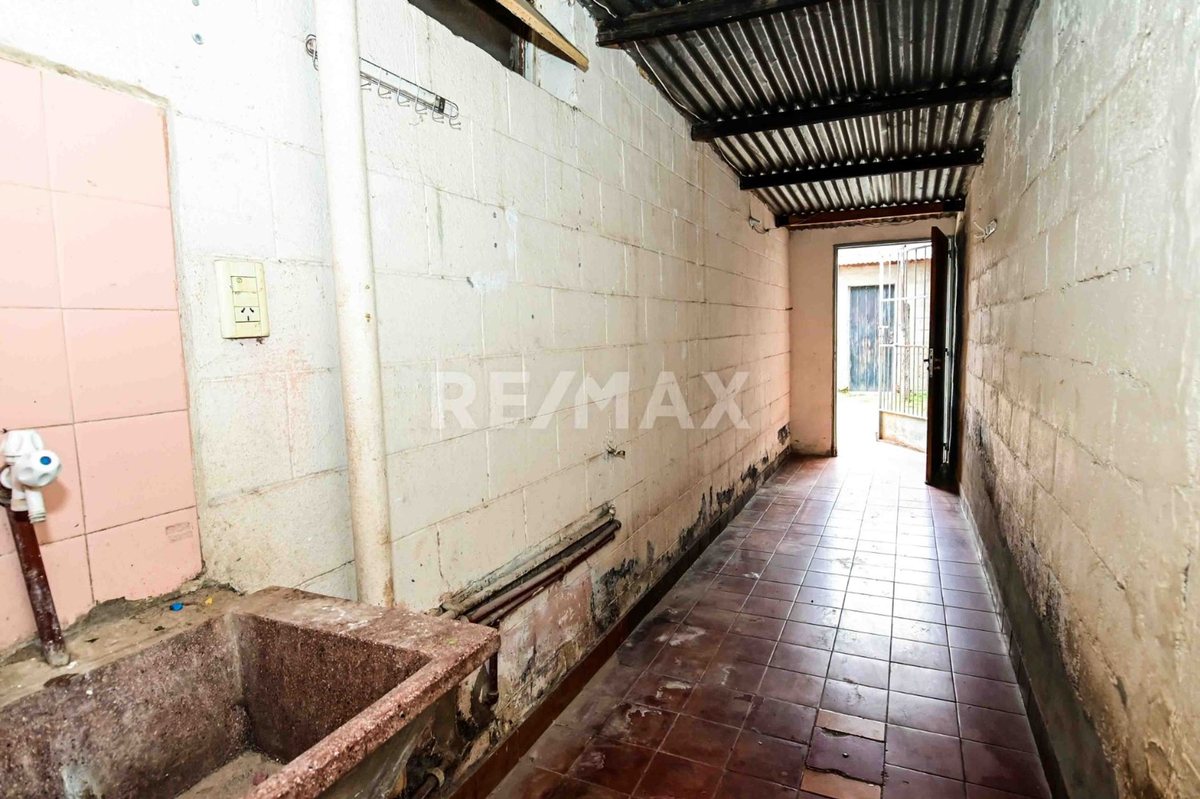 CASA EN VENTA B° EL TRIBUNO APTA CREDITO 3 DORM - foto 12