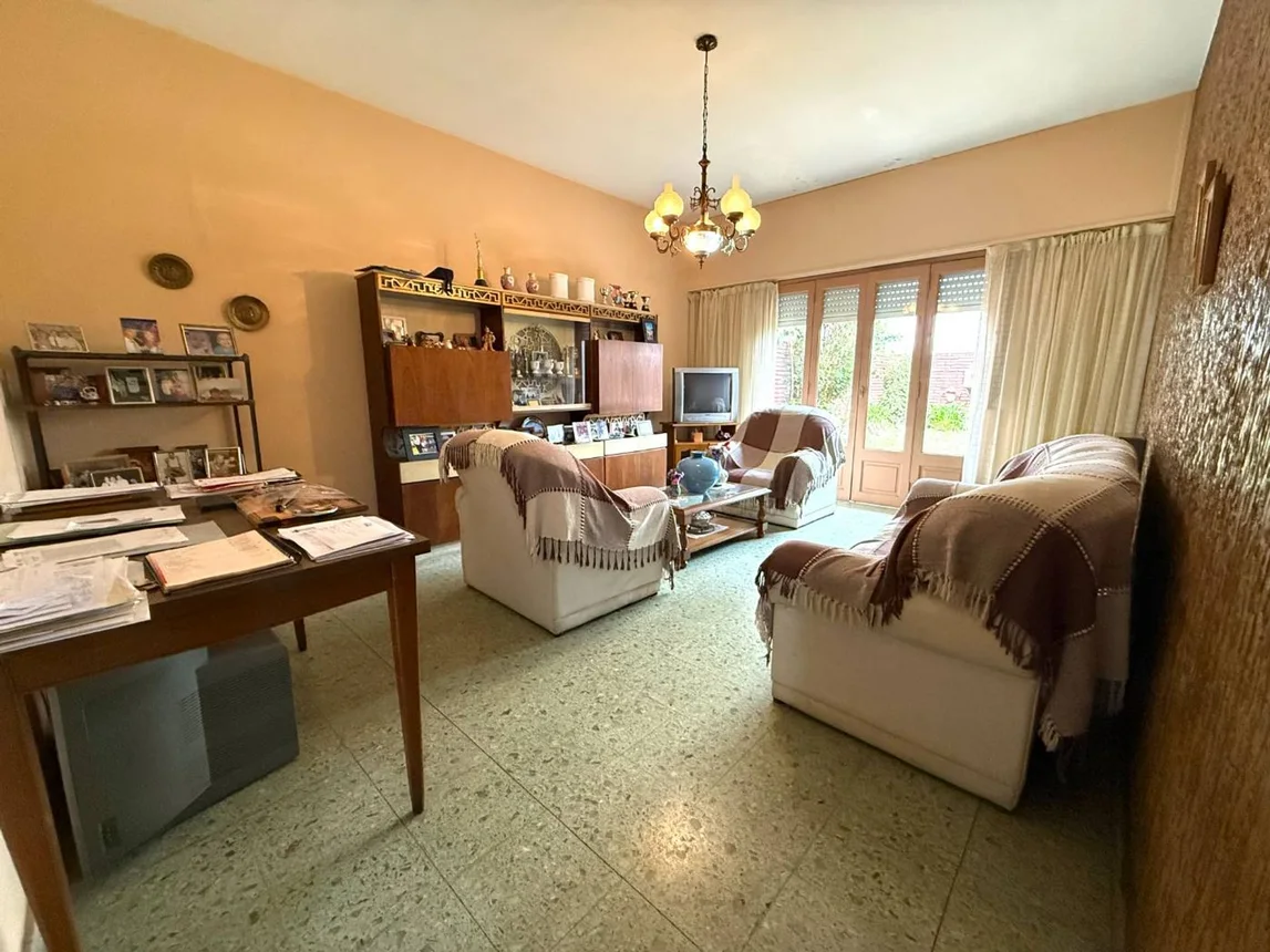 Casa en venta en Caseros, foto 5