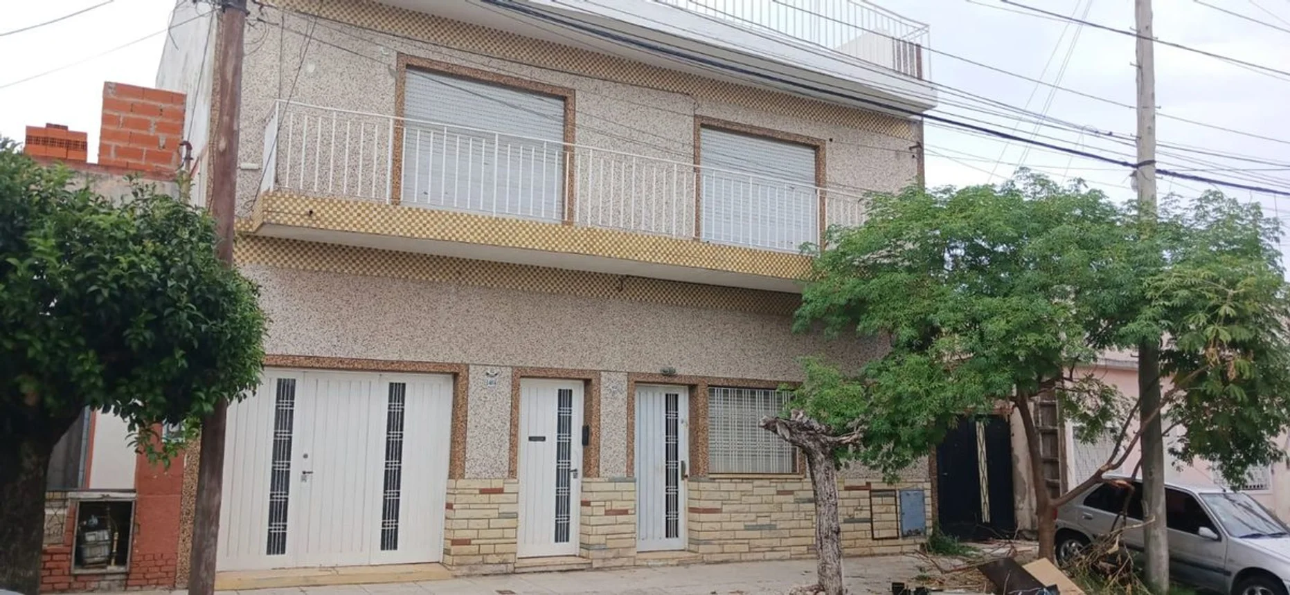Casa de 4 ambientes en venta en Martín Coronado, Francisco Lagorio 1400