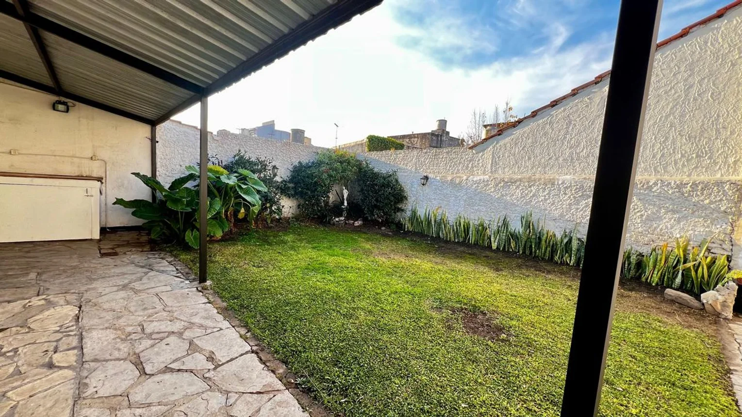 Casa de 6 ambientes en venta en Lanús Oeste, Bolivia 1300, foto 3