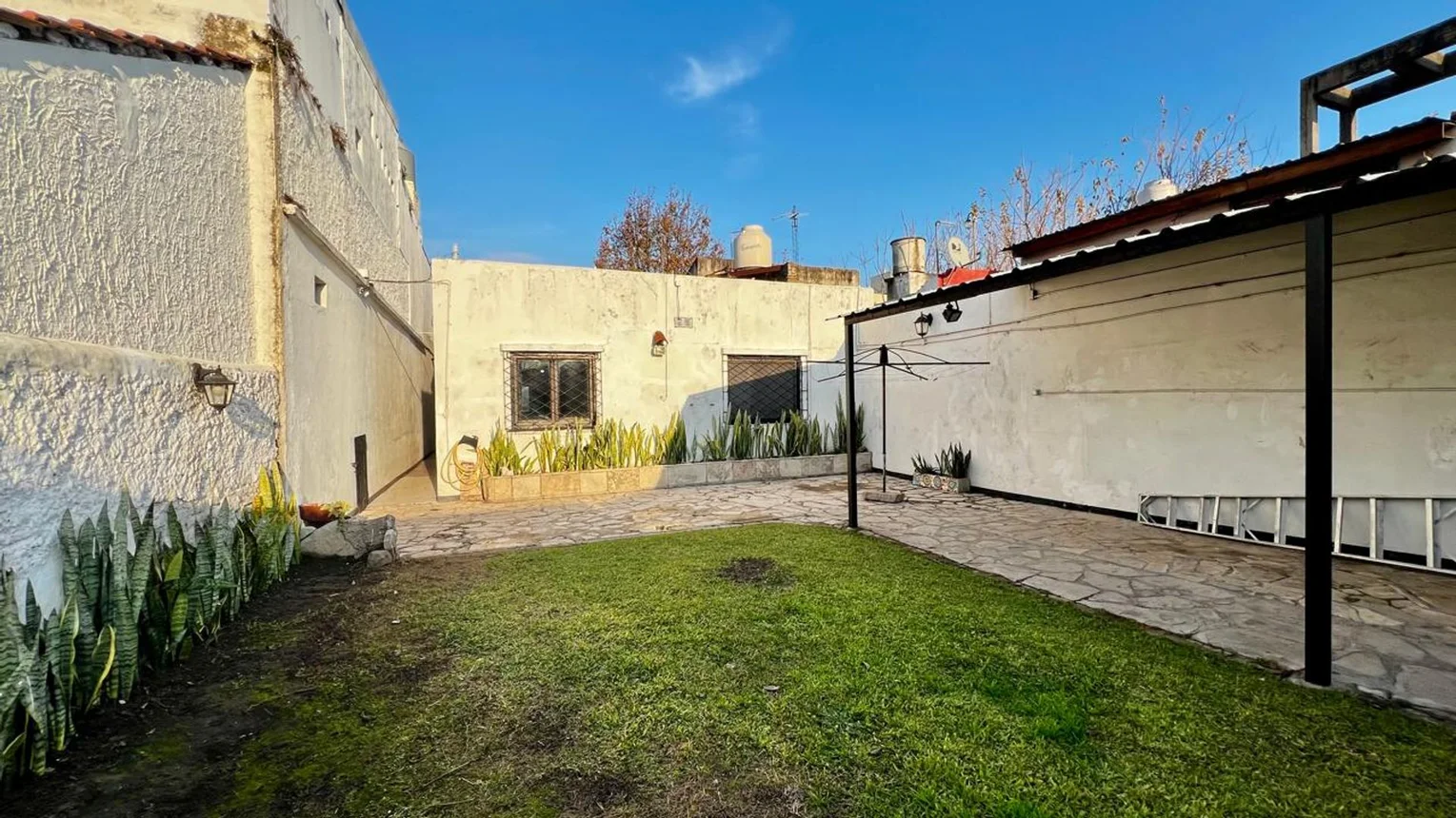 Casa de 6 ambientes en venta en Lanús Oeste, Bolivia 1300, foto 4