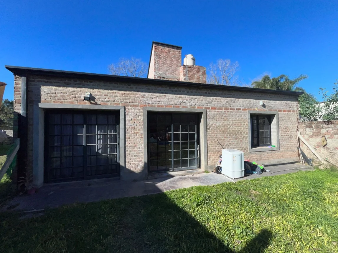 Remax vende casa en pueblo candioti santa fe, foto 2
