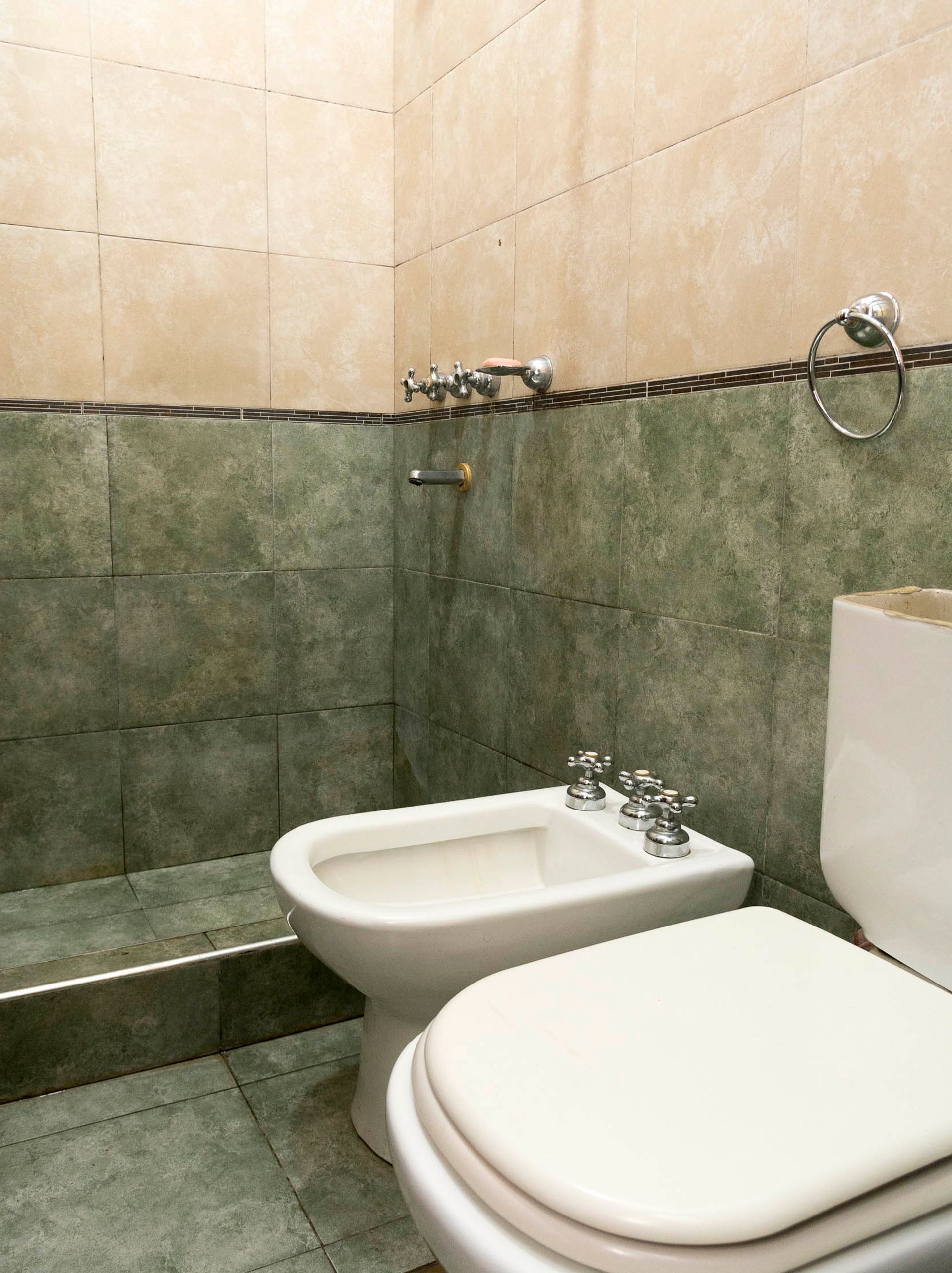 CASA VENTA Bº CASTAÑARES ZONA NORTE 6 DORMITORIOS - foto 15