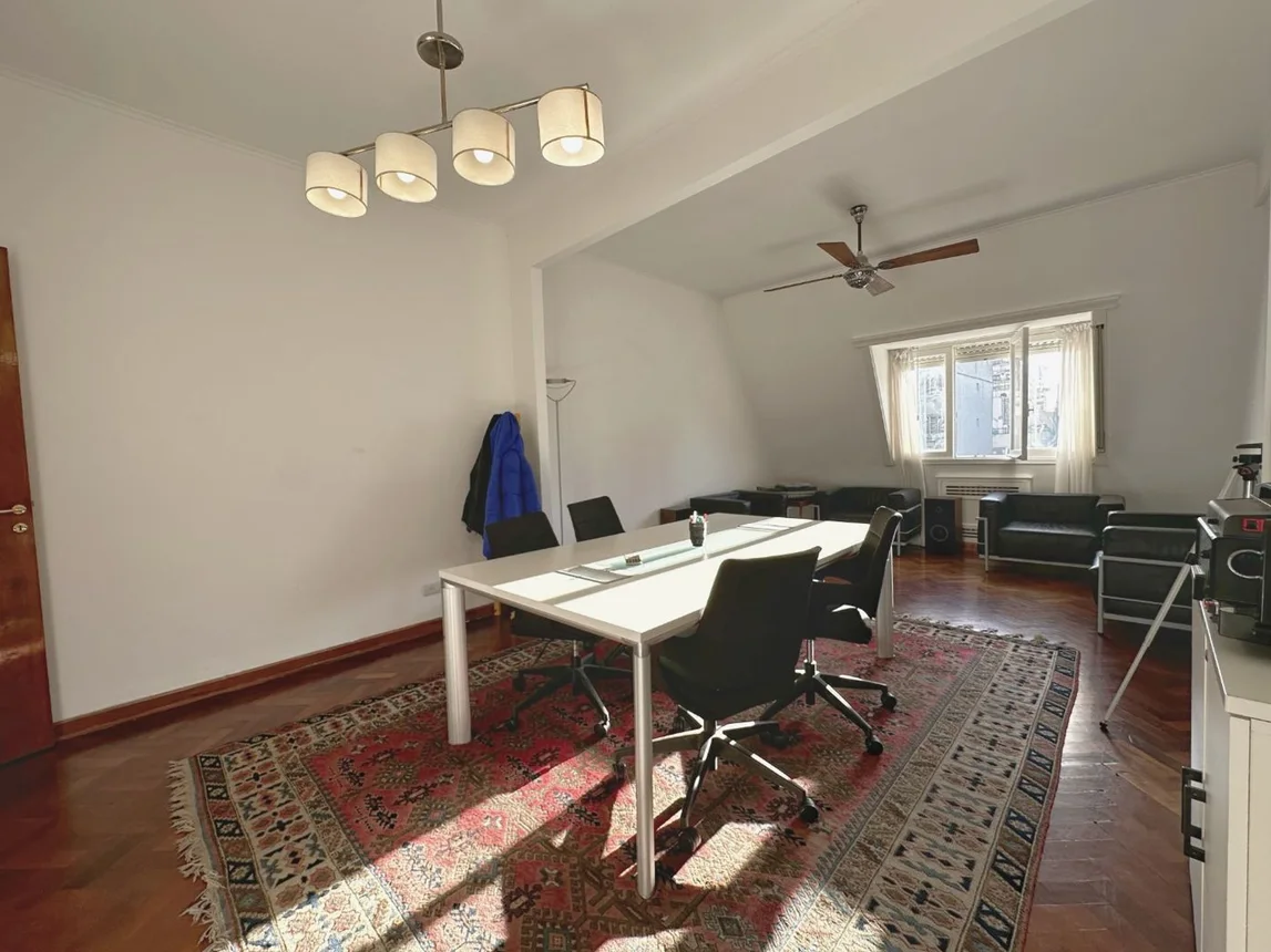 Piso de 4 ambientes en venta en Colegiales, Zabala 2500