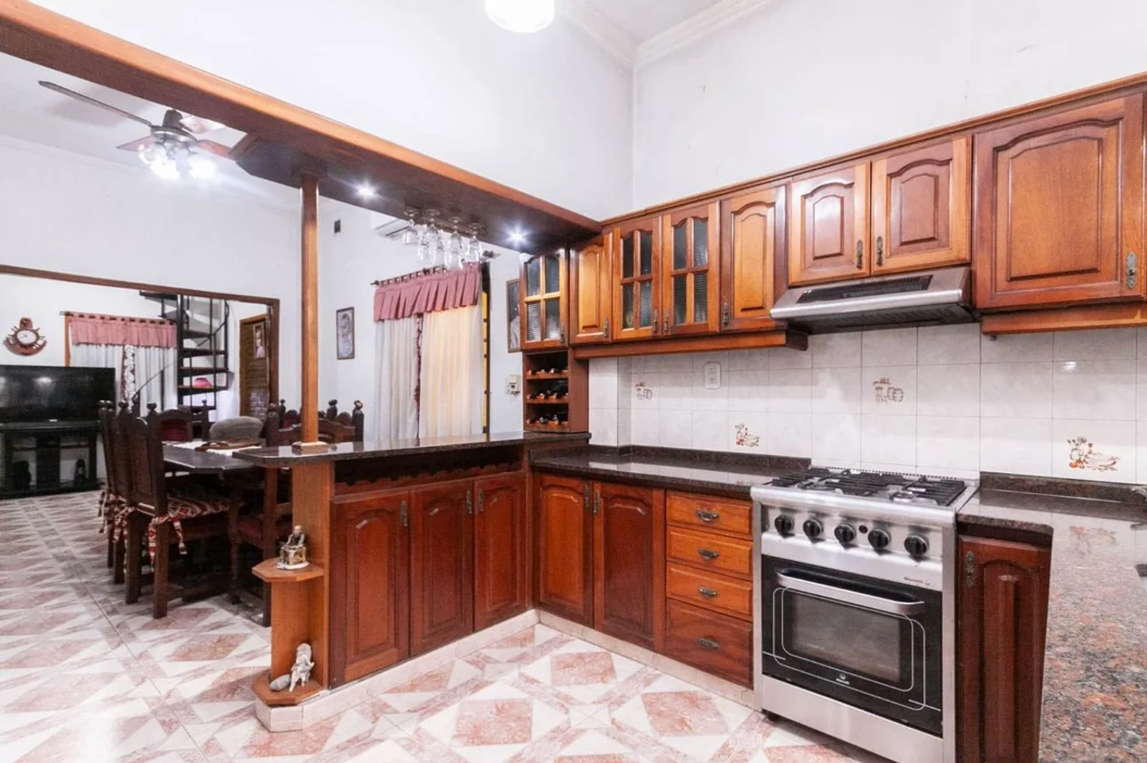 Casa en venta en Valentín Alsina, foto 4
