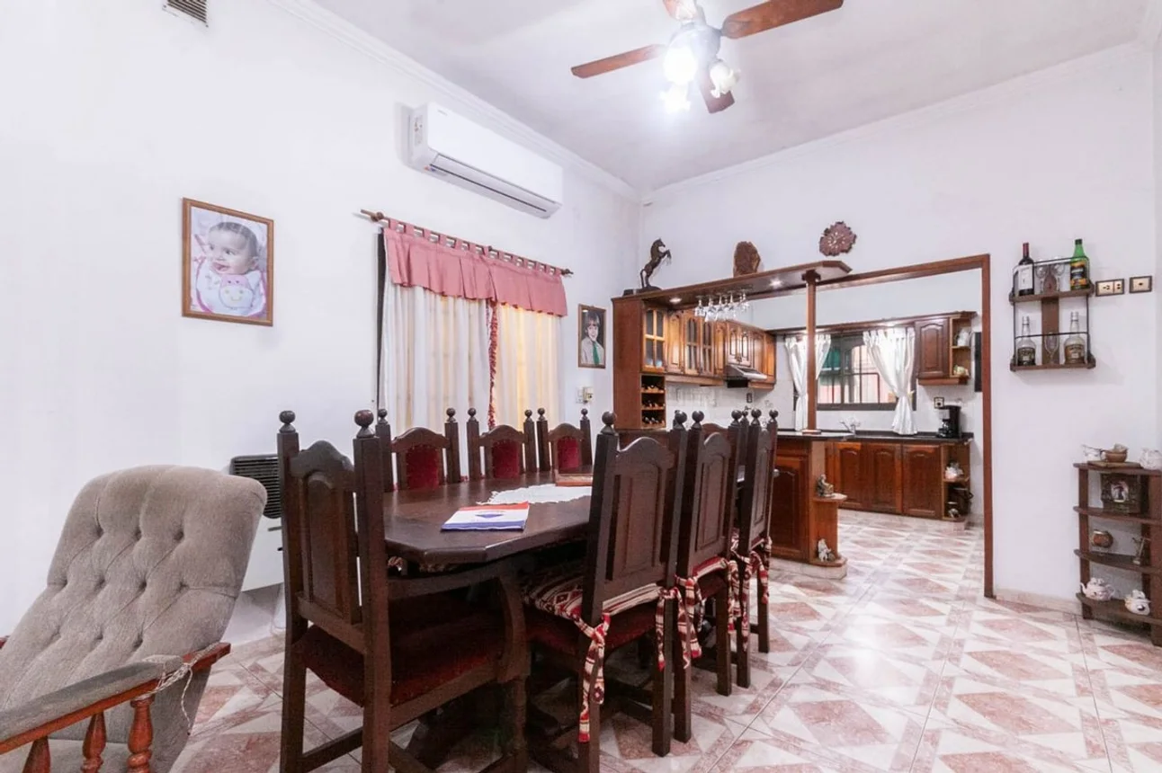 Casa en venta en Valentín Alsina, foto 3