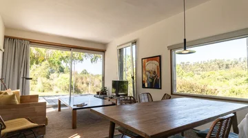 Venta casa un dormitorio y cochera Villa Garcia