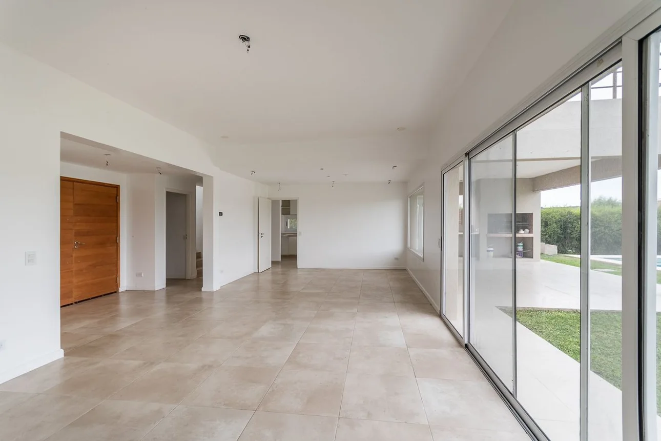 Casa de 5 ambientes en venta en Belén de Escobar, Libertad 300, foto 4