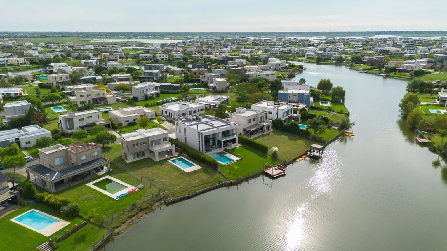 Casa de 5 ambientes en venta en Belén de Escobar, Libertad 300, foto 2
