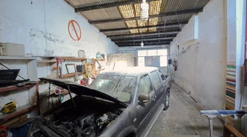 VENTA GALPON Y CASA DE 4 DORMITORIOS EN MAROÑAS