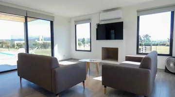 VENTA LUMINOSA CASA 3 DORM POTRERO DE GARAY