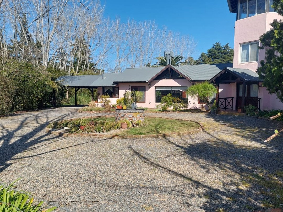 Venta de Hermosa casa en Chacras al Rio Lujan