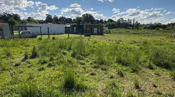 VENTA AMPLIO LOTE ZONA LA ELENA