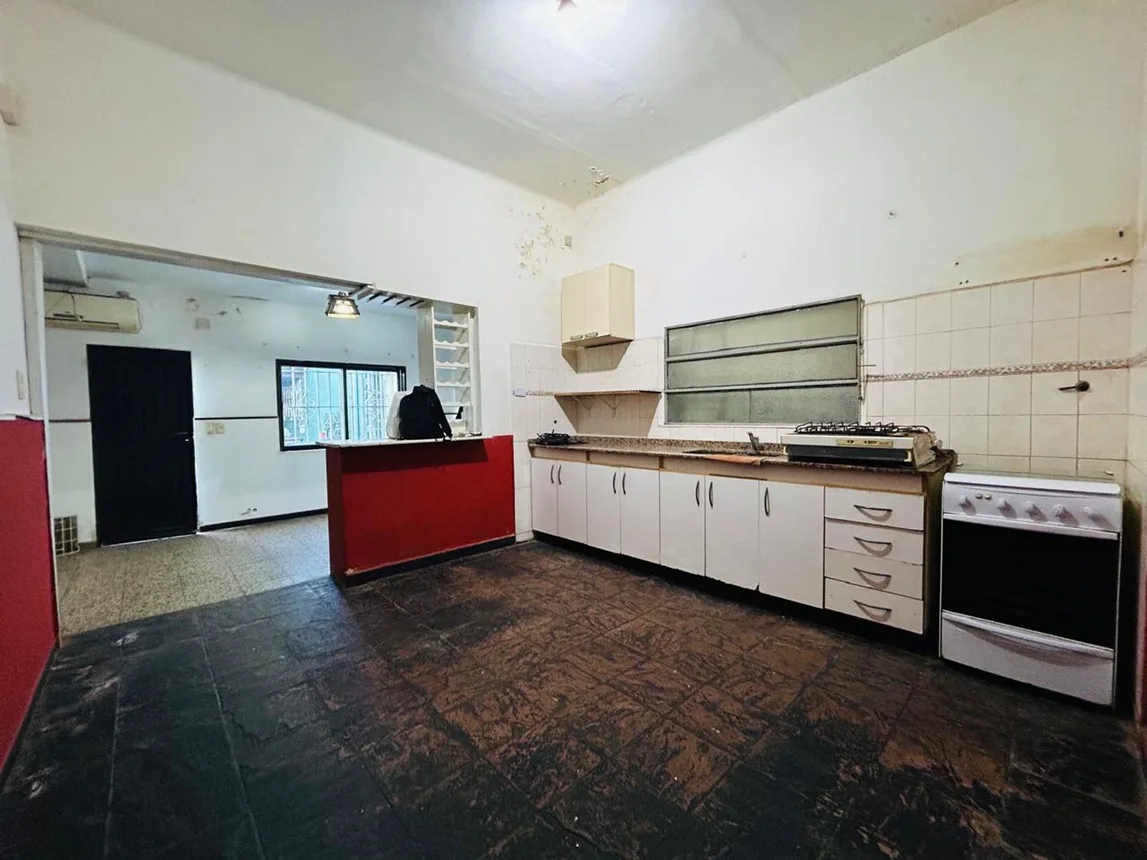 PH de 4 ambientes en venta en Hurlingham, José de Minoguye 1400, foto 2