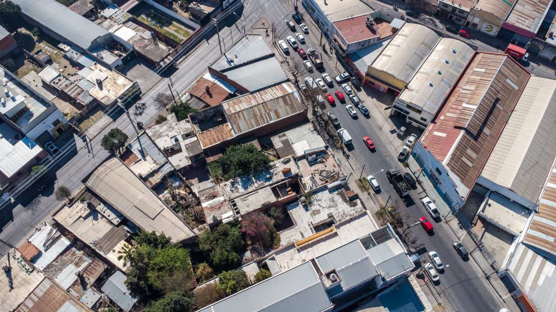 CASA VENTA A RENOVAR IDEAL GALPON AV CHILE - foto 15