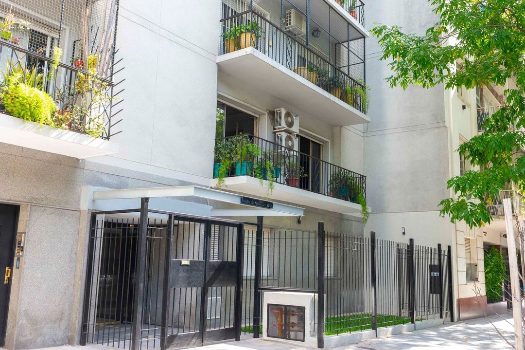 Venta Depto 5 Ambientes en Belgrano con Cochera