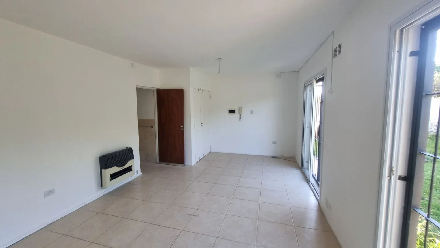 Casa dúplex de 3 ambientes en venta en Córdoba, Los Reartes 8900, foto 4