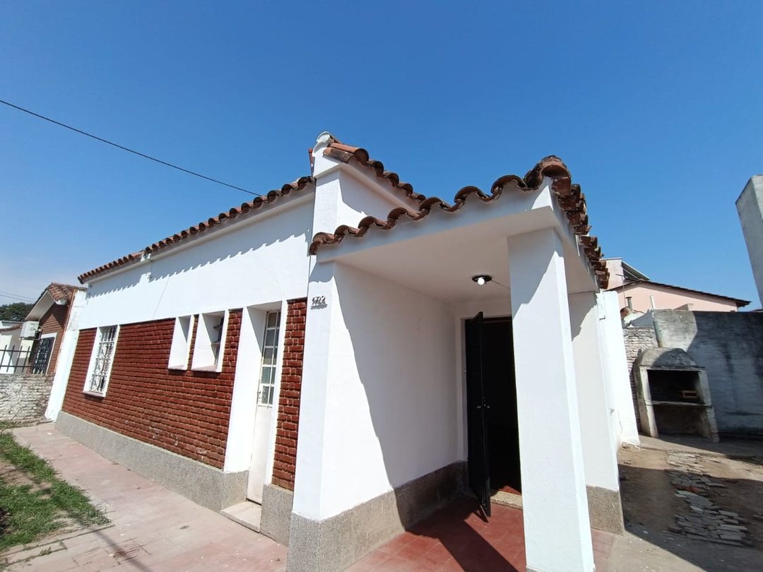 ALQUILER CASA-2D-PQE MONTECRISTO