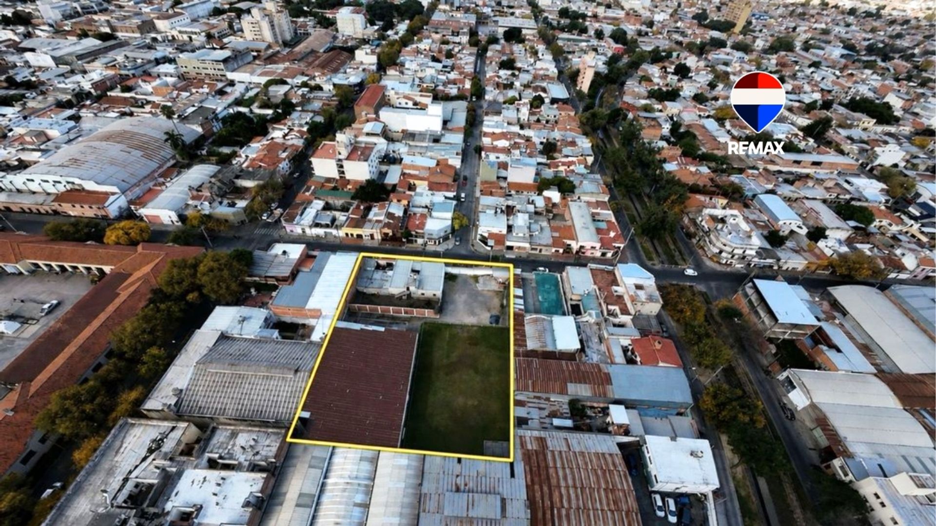 TERRENO VENTA DE 2671 M2 MACROCENTRO - foto 1