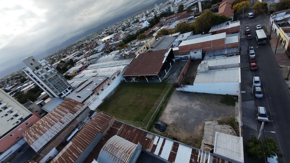 TERRENO VENTA DE 2671 M2 MACROCENTRO - foto 7