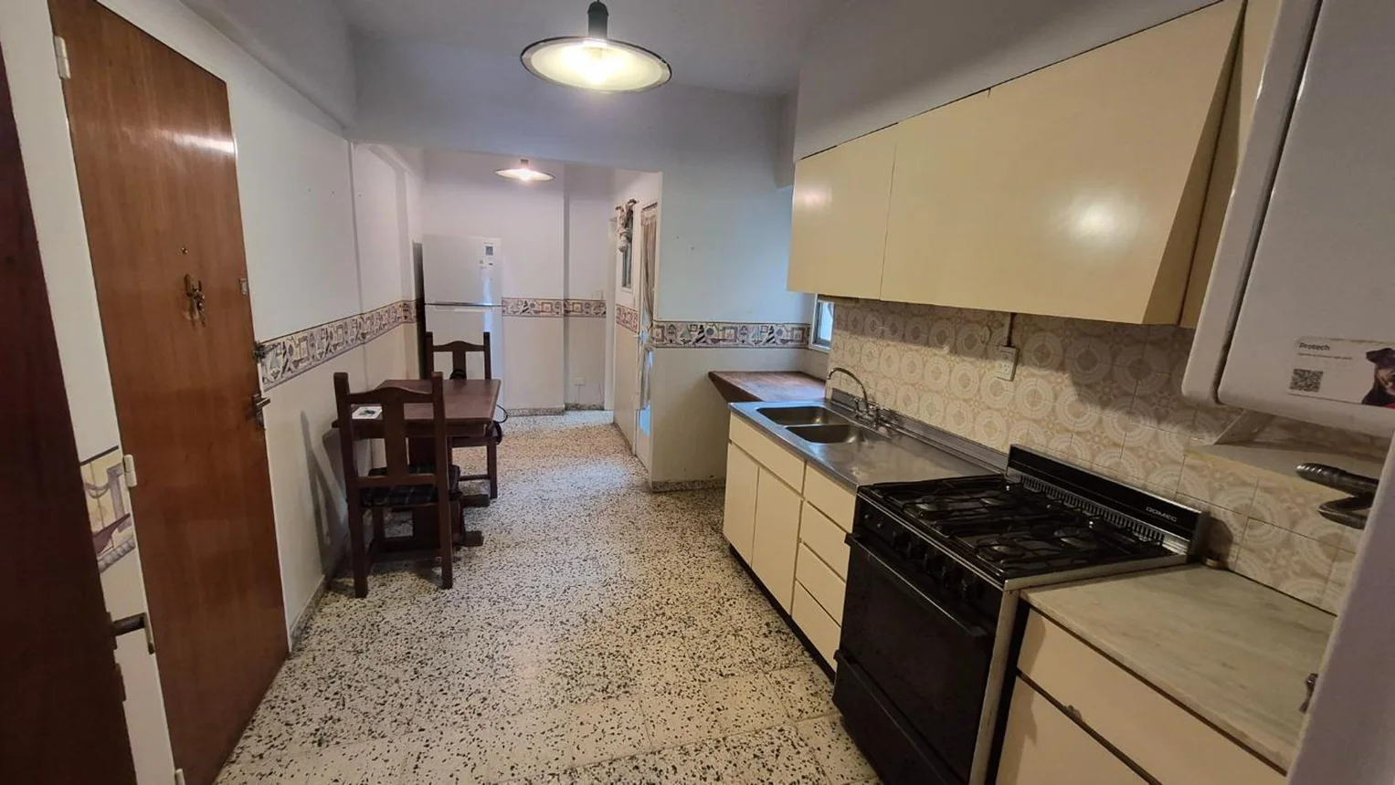 Departamento de 3 ambientes en alquiler en Quilmes, Avenida Rivadavia 100, foto 3