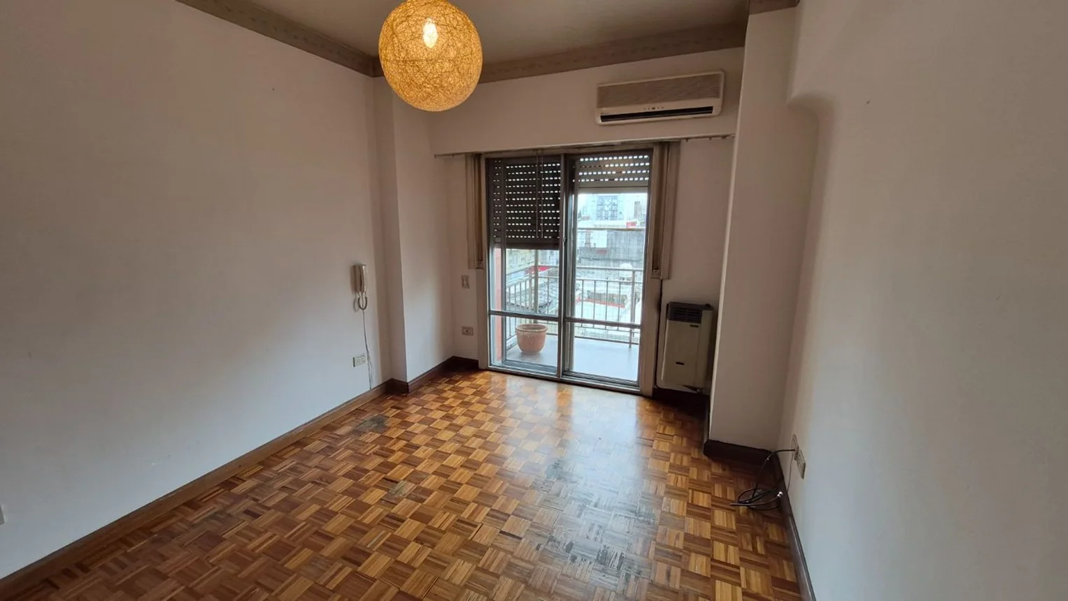 Departamento de 3 ambientes en alquiler en Quilmes, Avenida Rivadavia 100, foto 5