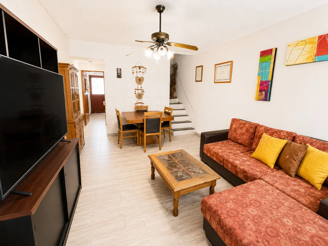 Casa dúplex de 3 ambientes en venta en Villa Luzuriaga, La Paz 2600, foto 5