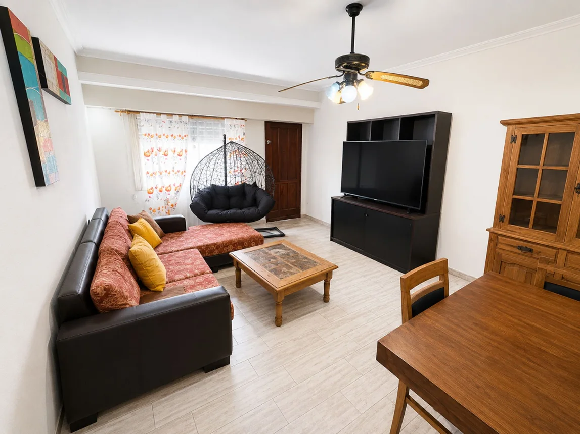 Casa dúplex de 3 ambientes en venta en Villa Luzuriaga, La Paz 2600, foto 2
