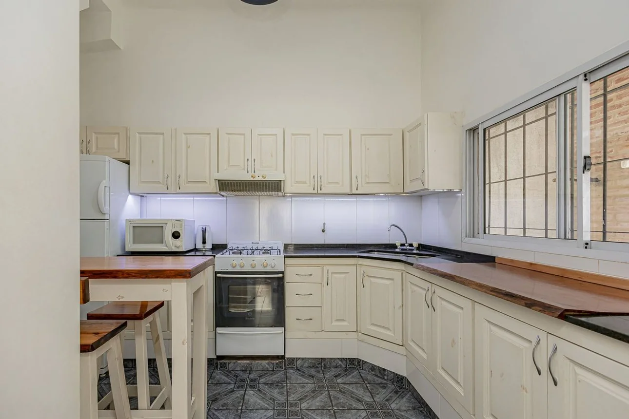 Casa en venta en Castelar, foto 2