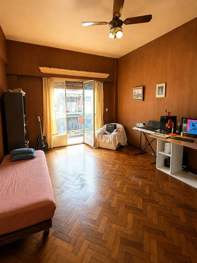 Departamento de 3 ambientes en venta en Balvanera, Valentín Gómez 2600