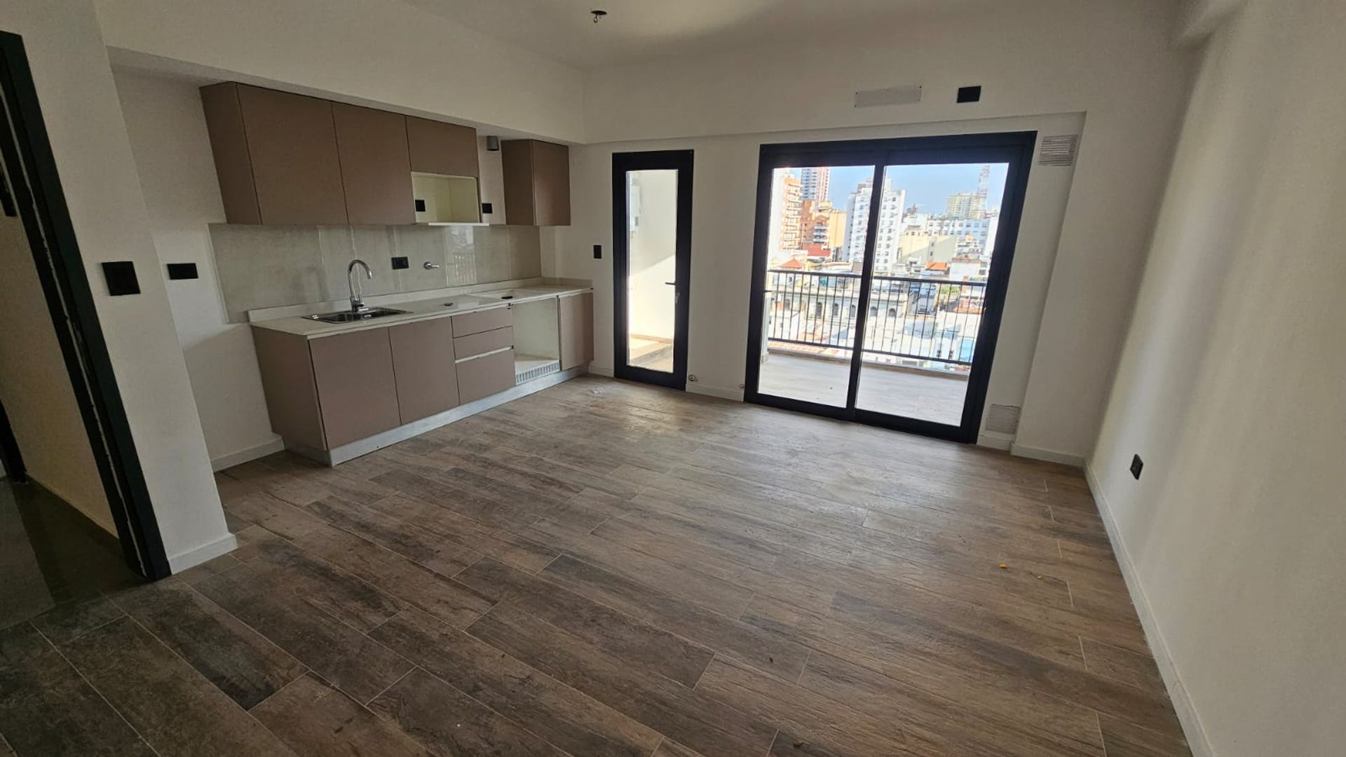 Venta depto 1 dormitorio edificio vista junín 5b