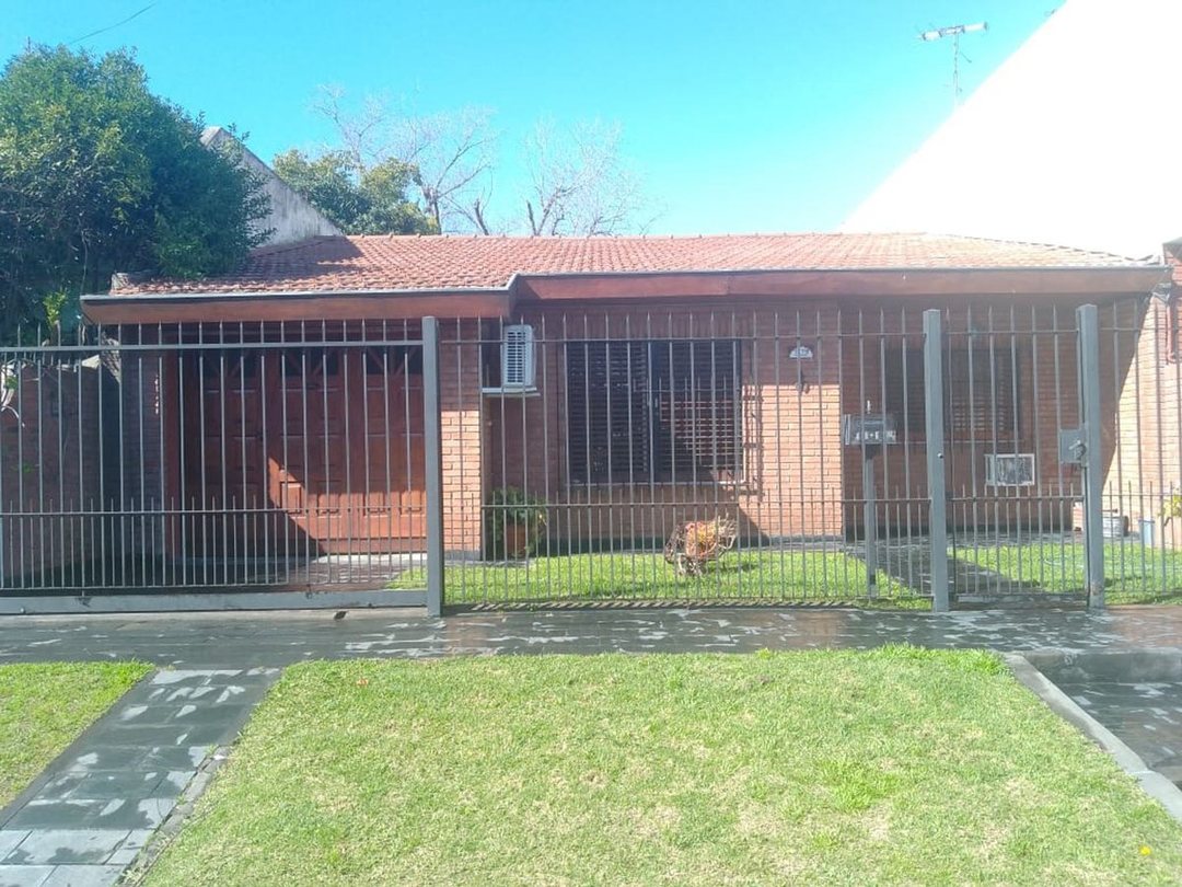 Casa en venta 4 ambientes en Patagonia 1700, Ituzaingo, Ituzaingo, Buenos Aires