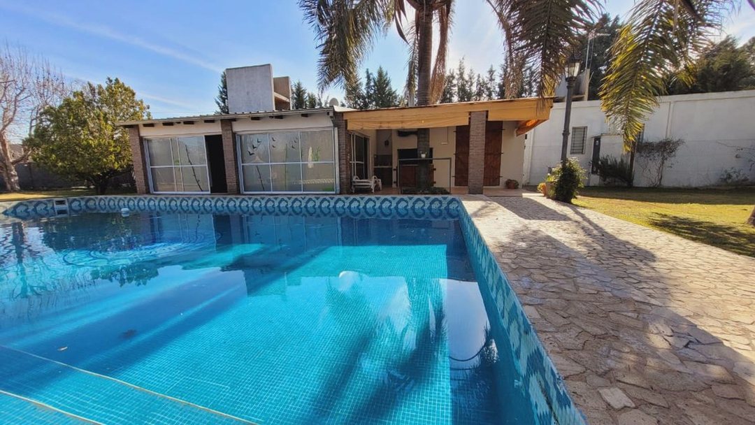 Venta Funes Lote 1000m2 Ambiente Quincho Pileta