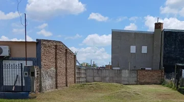 Terreno de 200 m² en barrio Mora