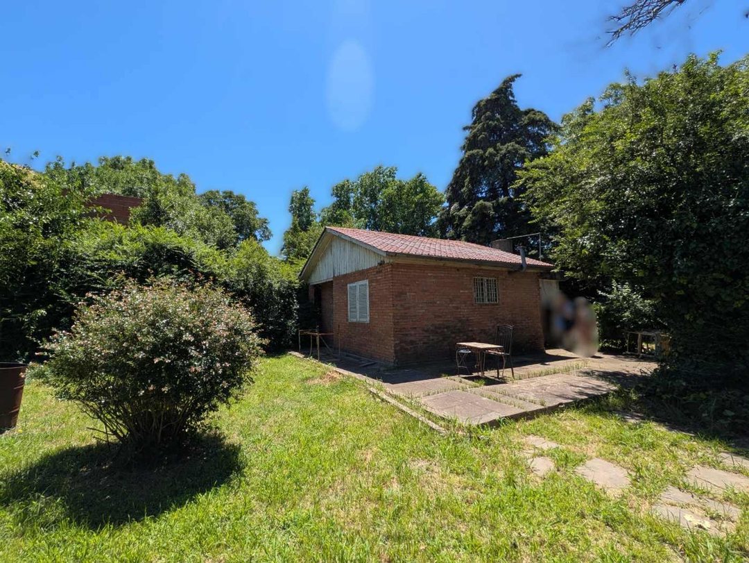 Venta 3 lotes en Castelar 1.000 m² 30 m de frente